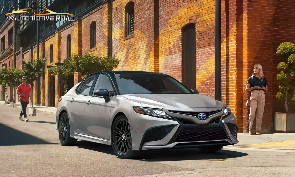 Peluncuran Camry Hybrid Generasi Terbaru di IIMS 2025: Inovasi Toyota yang Makin Ramah Lingkungan