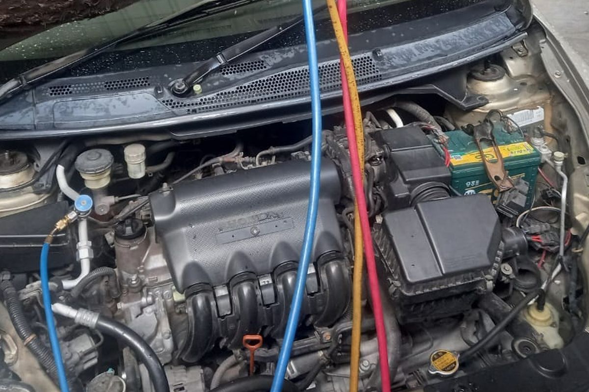 Servis AC Mobil Meski Masih Terasa Dingin Bahaya Abaikan