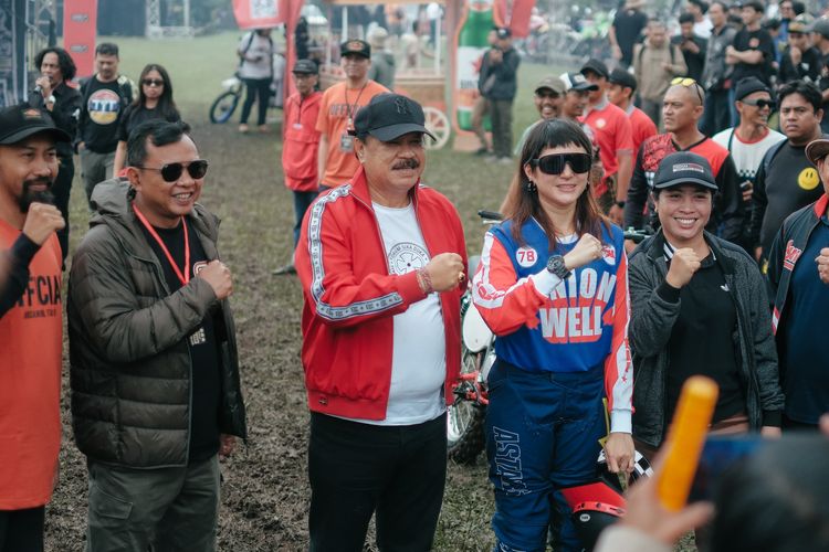 Arisan Tril Tua di Bali Diramaikan Ribuan Peserta