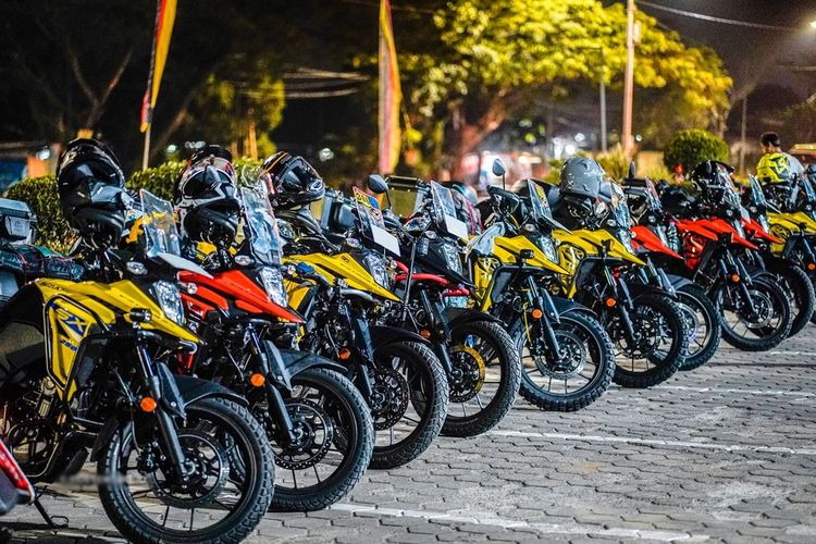 Suzuki V-Strom 250SX Masih Jadi Primadona, Sampai Dua Bulan!