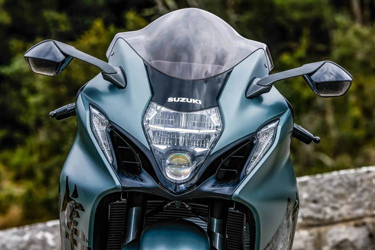 Suzuki Hayabusa 2025: Legenda Kecepatan Tak Pernah Pudar
